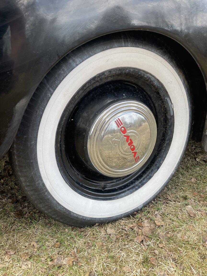 Exterior image of 1947 Volvo PV 444