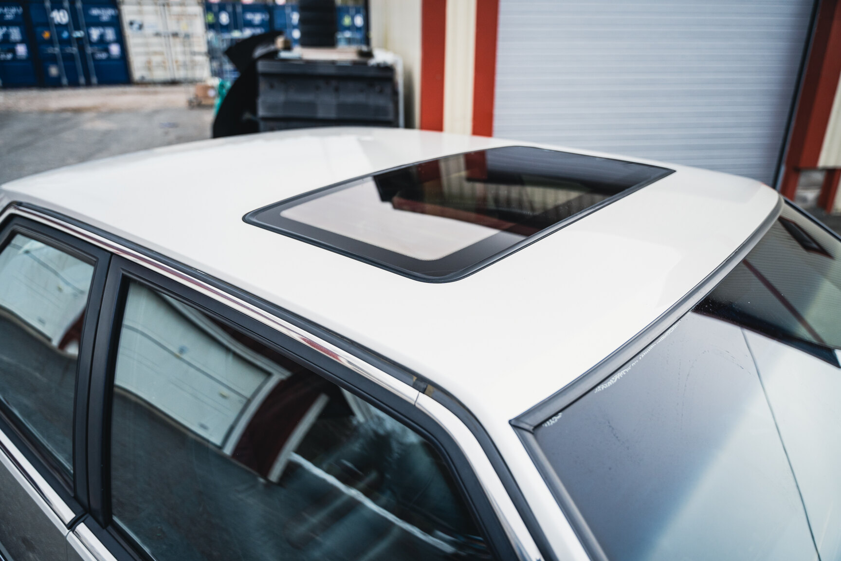 Exteriörbild på 1988 Volvo 780 Bertone Coupé