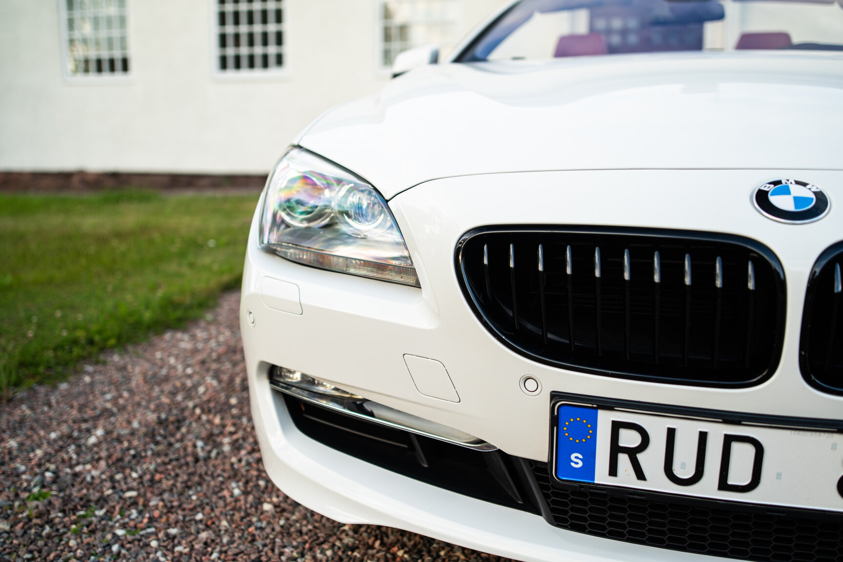 Exteriörbild på 2011 BMW 650i Cabriolet