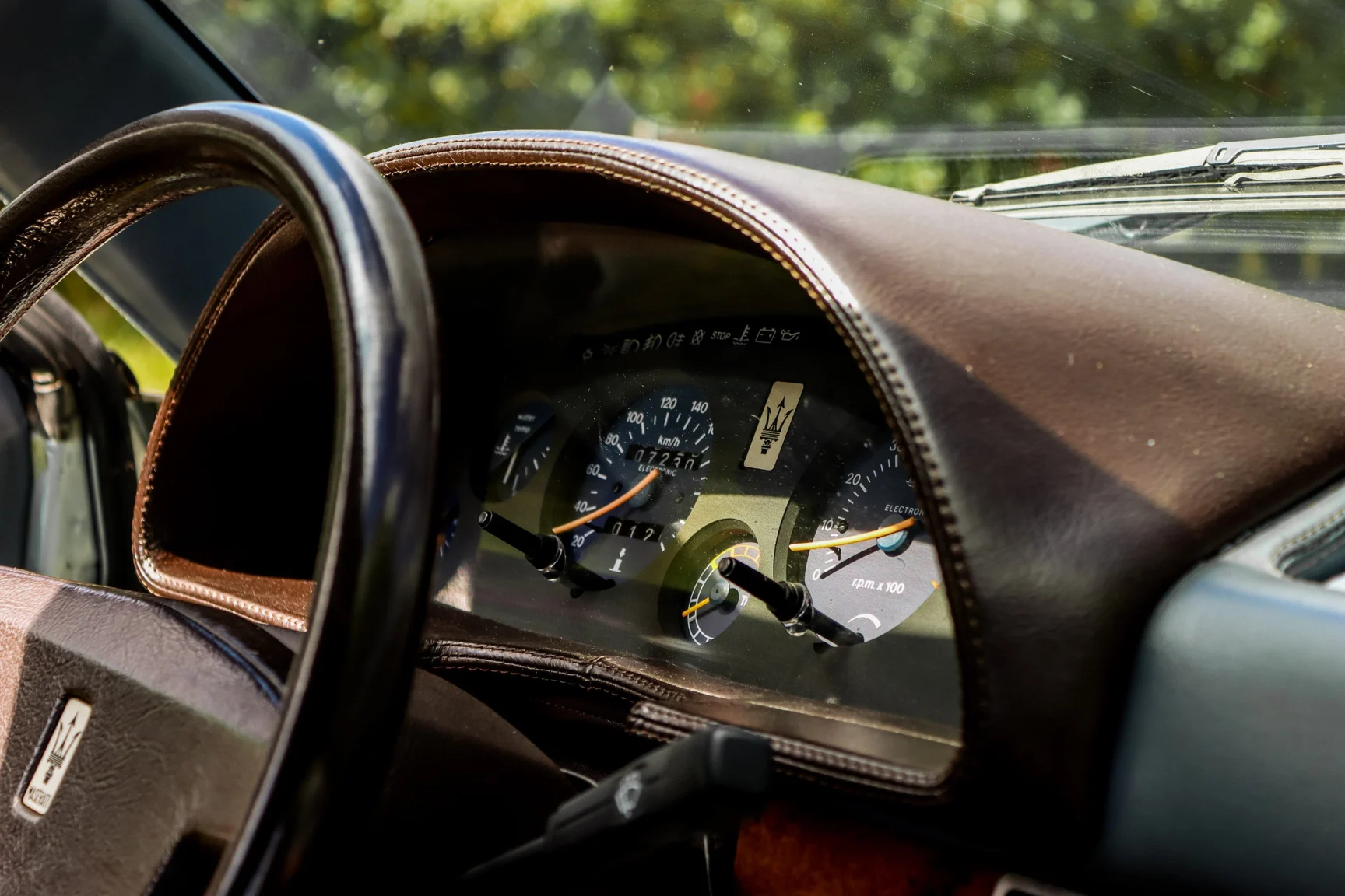 Innenraumfoto von 1987 Maserati Biturbo i (25)