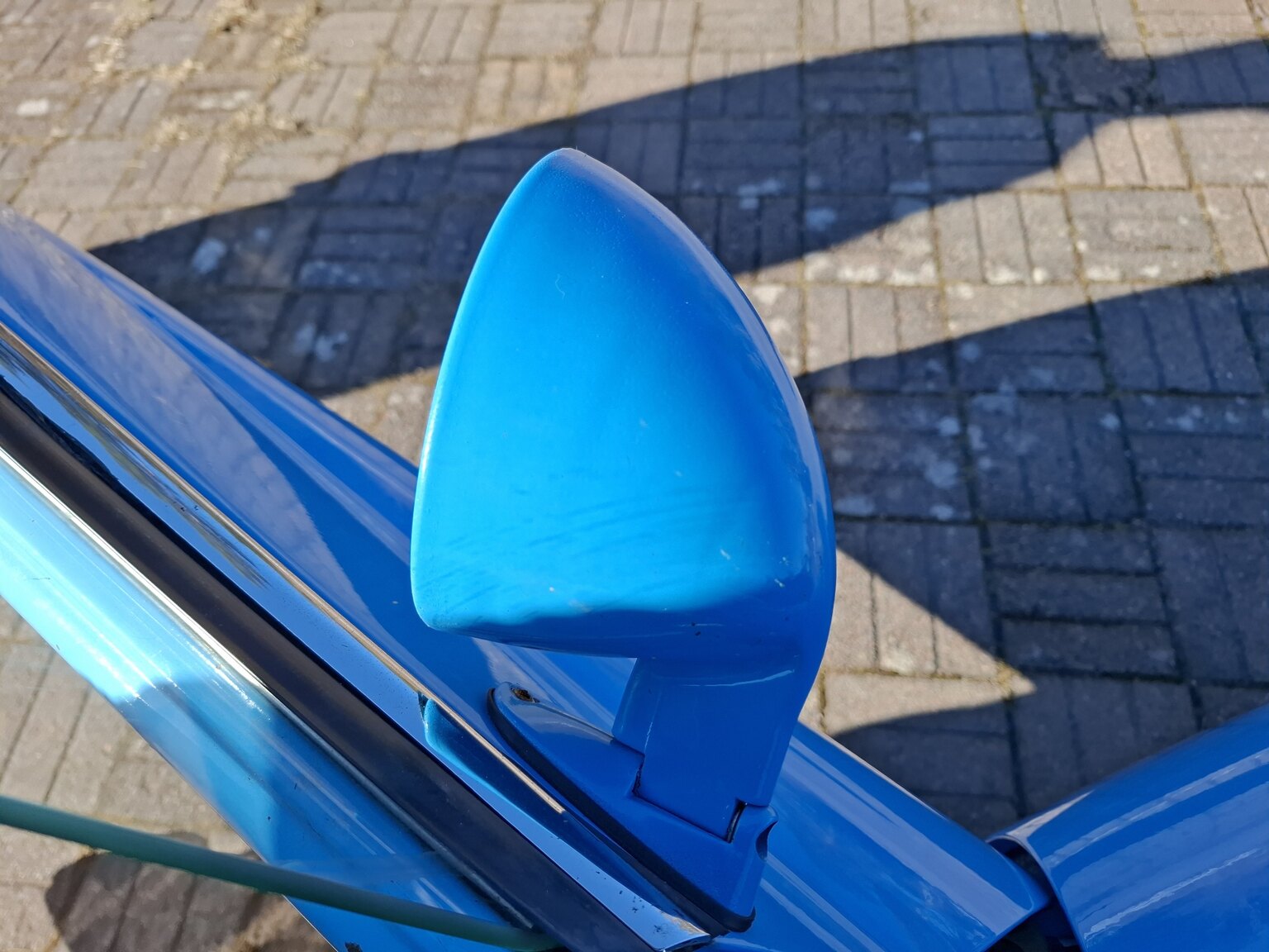 Exteriörbild på 1966 Volkswagen 1300 Karmann-Ghia