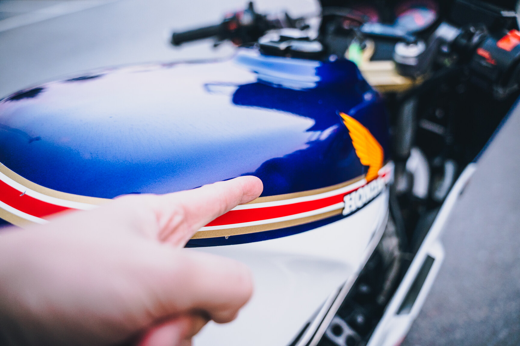 Exterior image of 1986 Honda NS400R Rothmans Replica