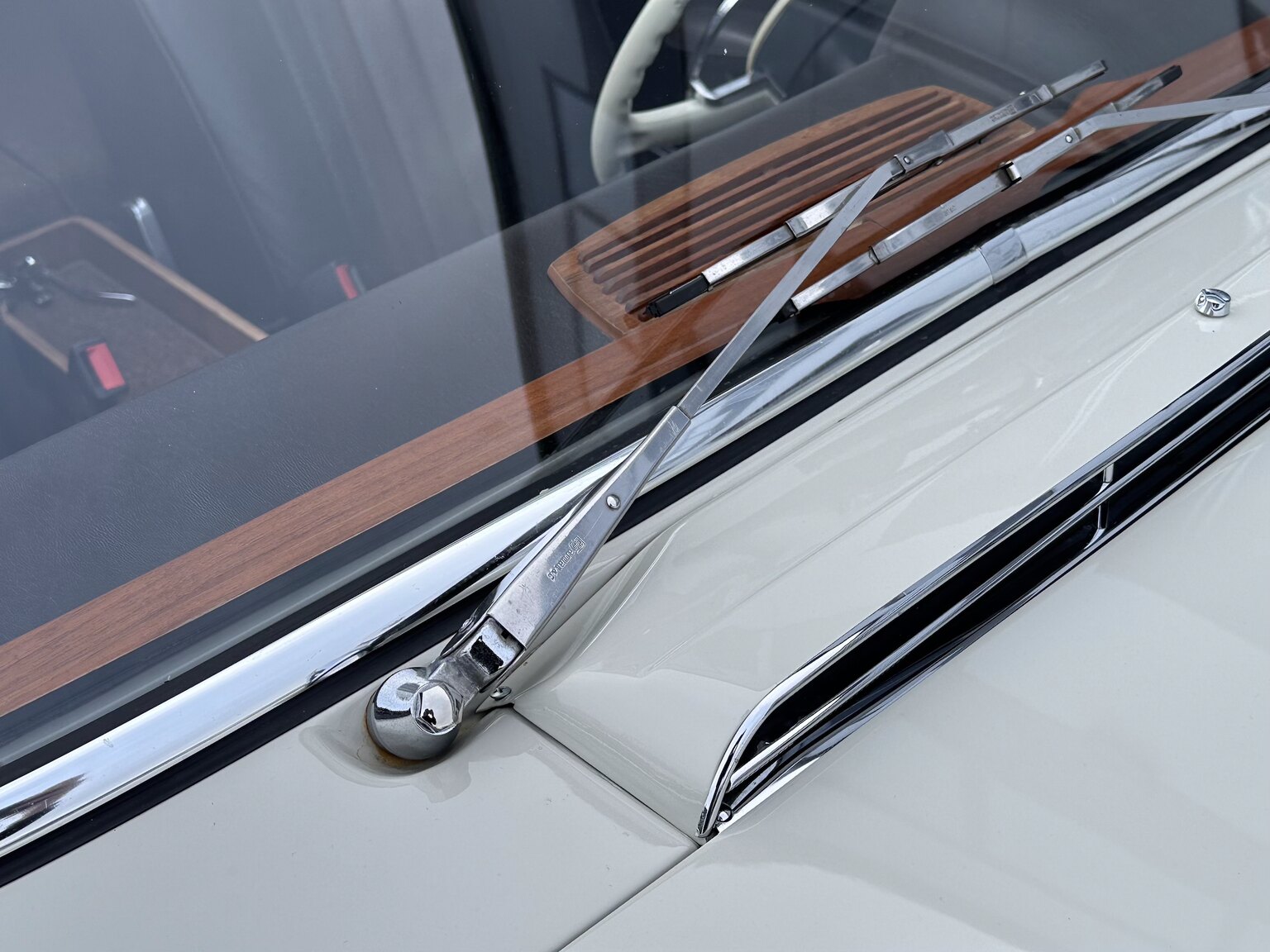 Aussenfoto 1968 Mercedes Benz SL 280 Pagoda