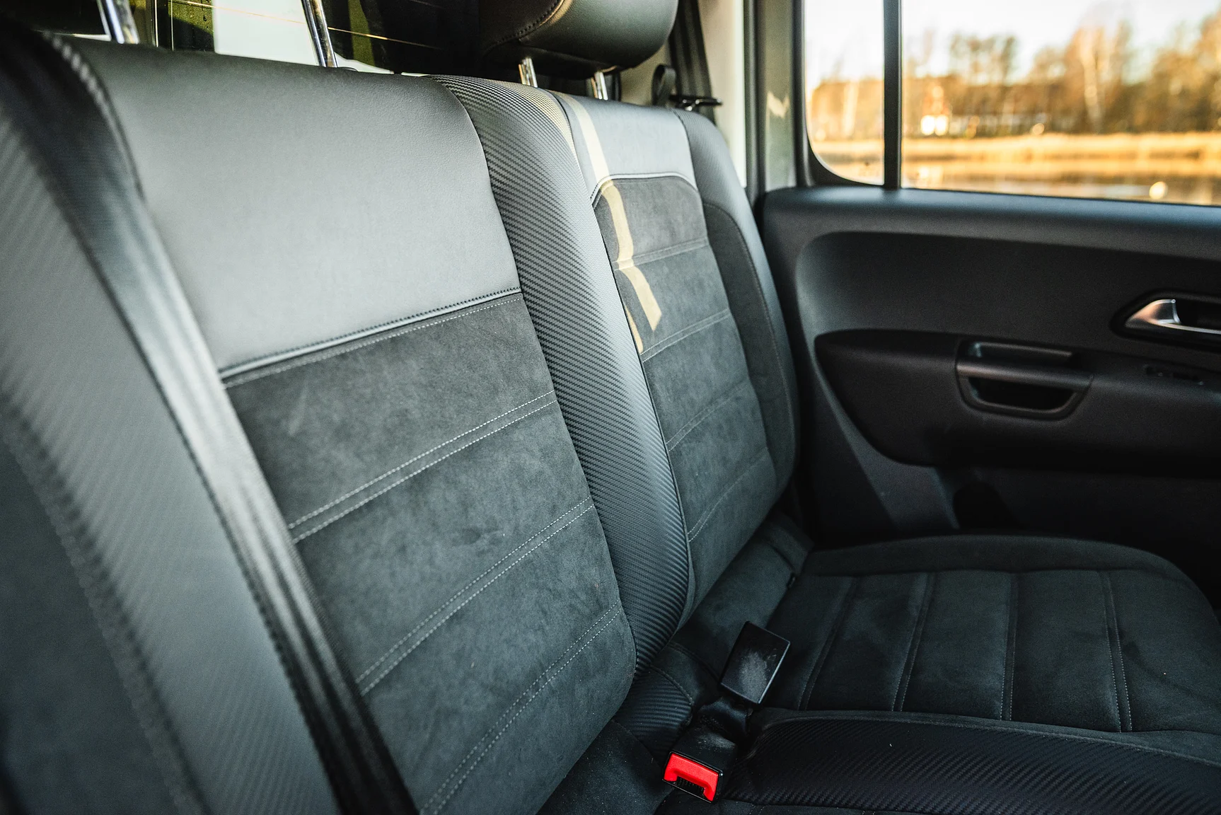 Interior image of 2020 Northea Camper Expedition Volkswagen Amarok (49)