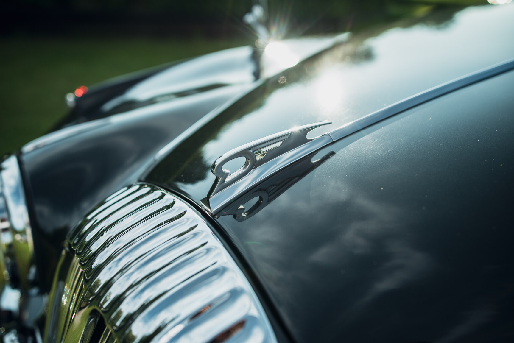 Exterior image of 1965 Daimler 250 V8