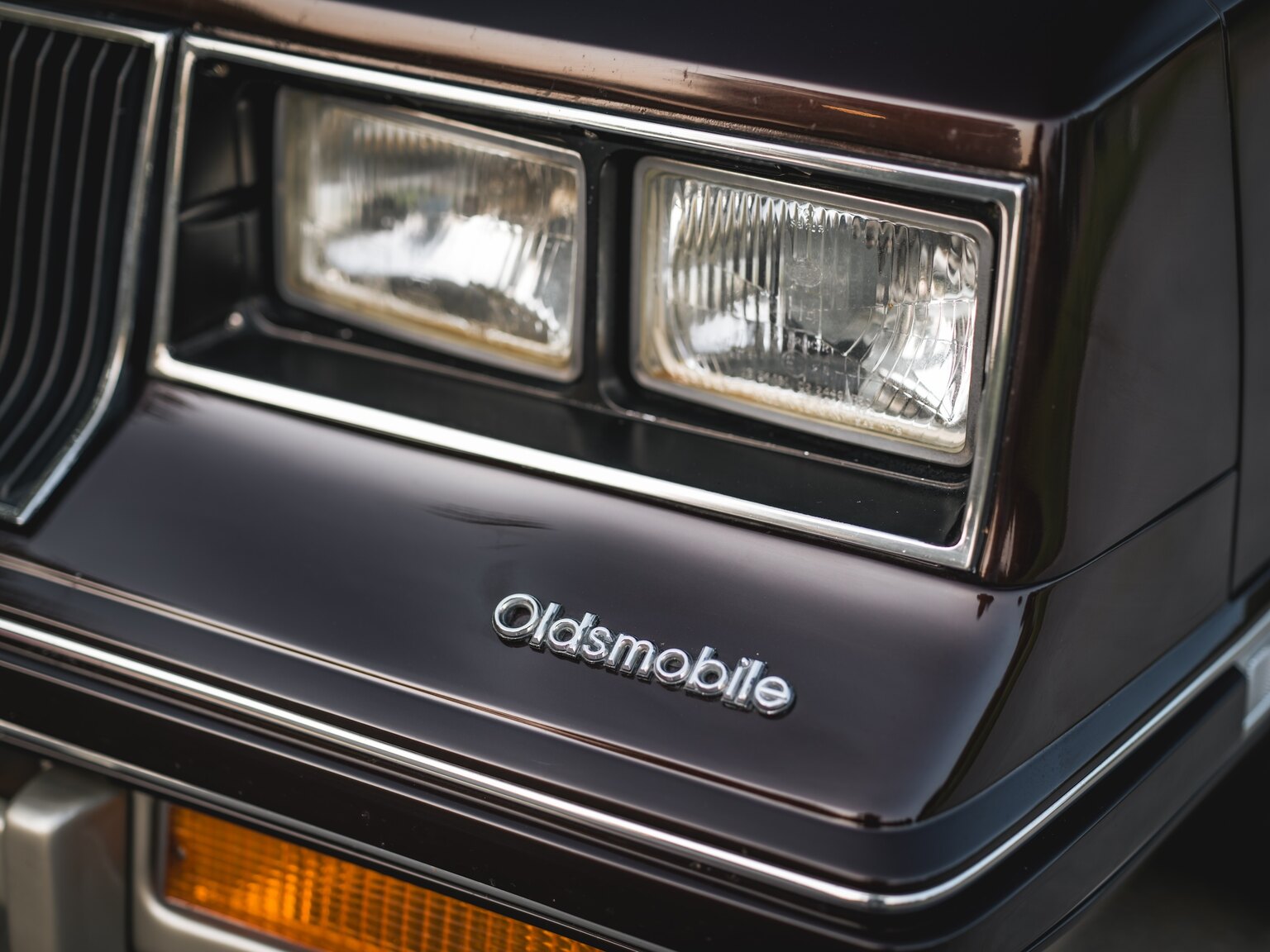 Exteriörbild på 1986 Oldsmobile Cutlass 442