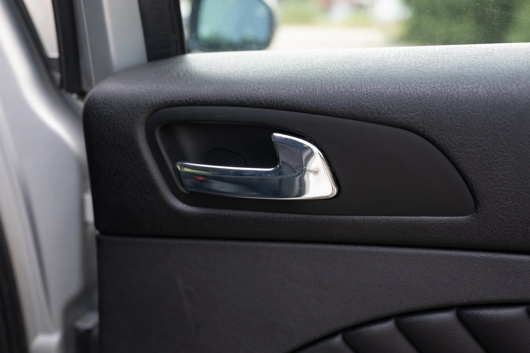 Innenraumfoto von 2008 Alfa Romeo 159 Q4 Sportwagon (19)