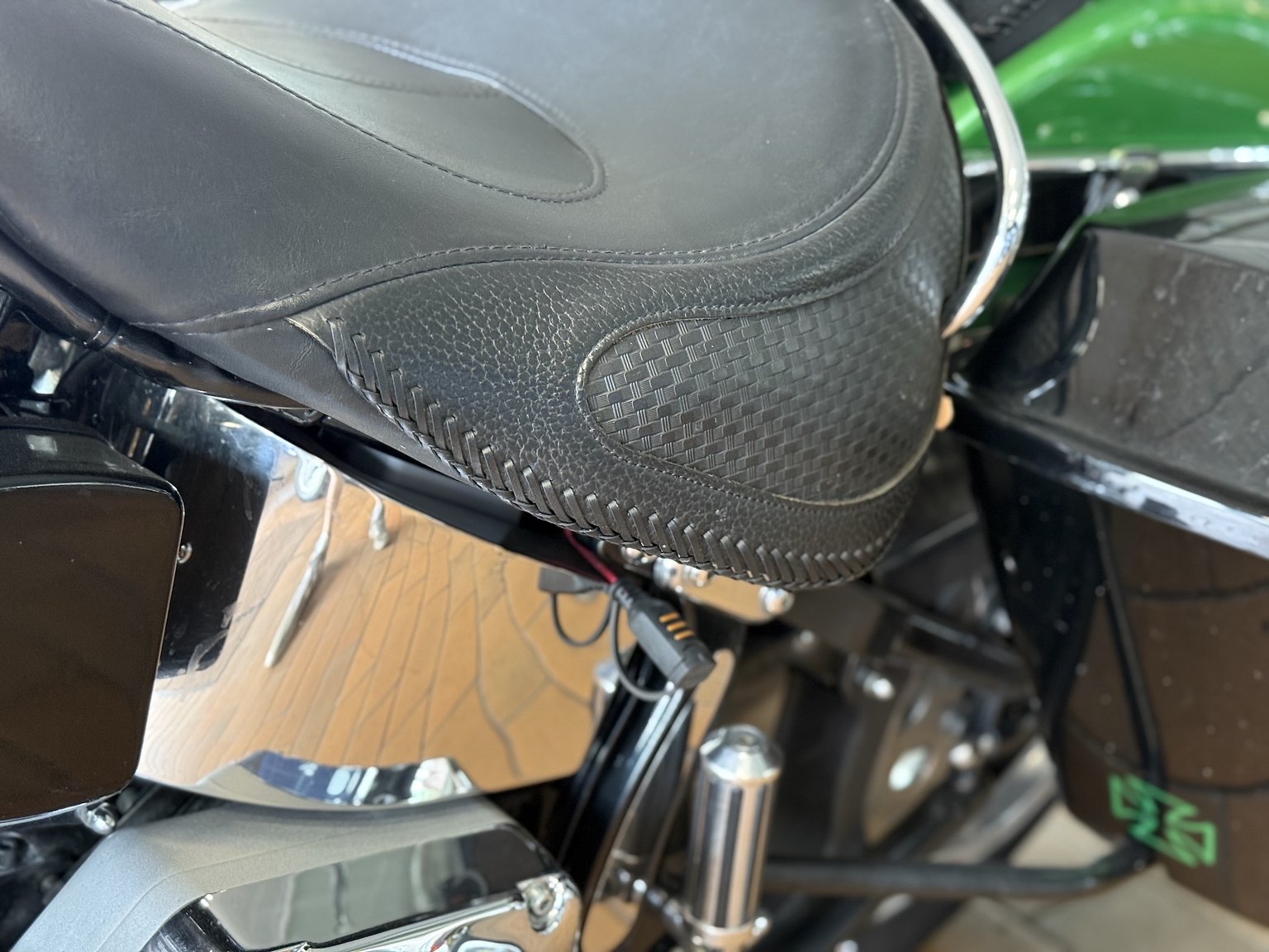Exterior image of 1999 Harley-Davidson Custom