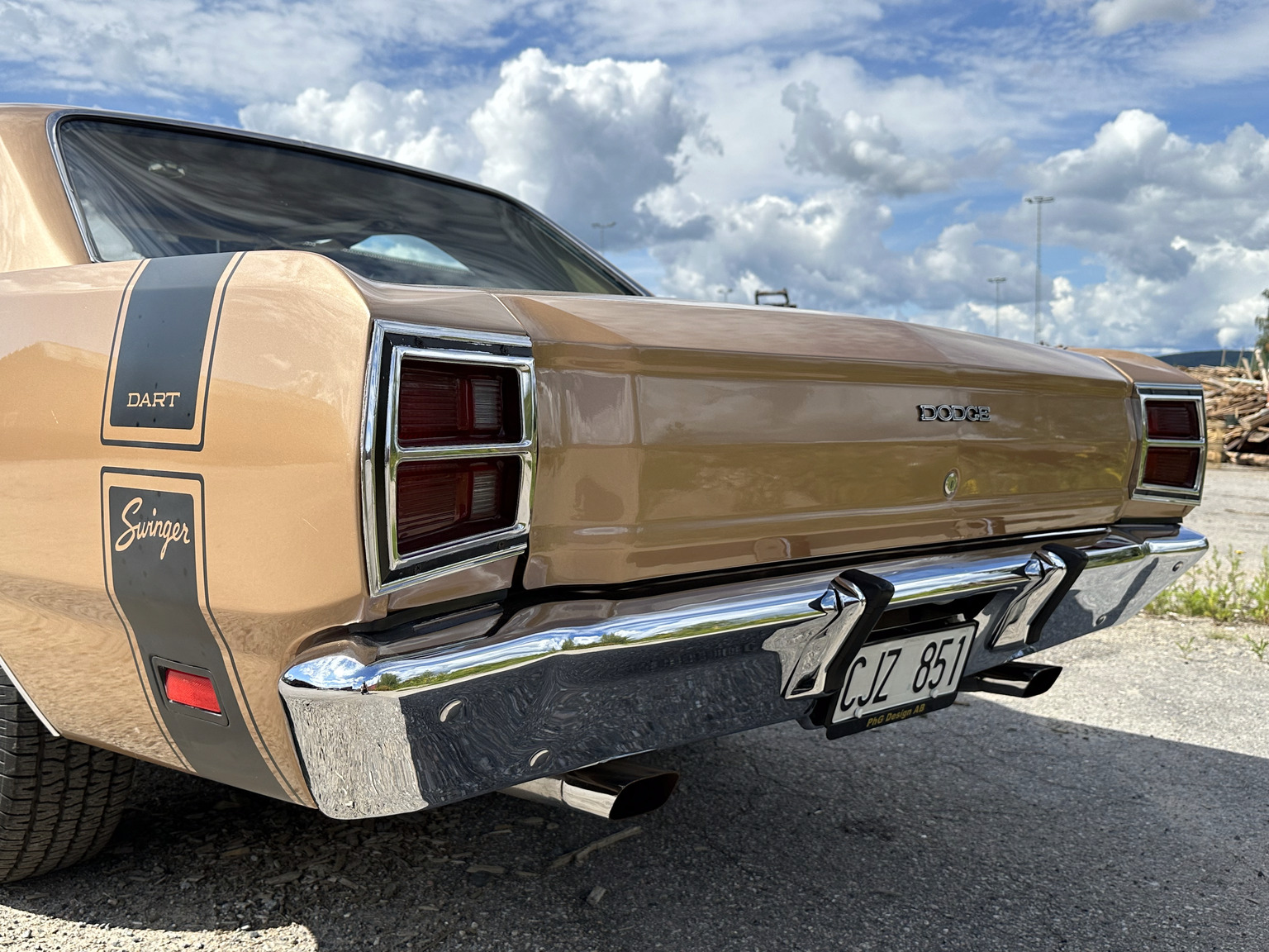 Exterior image of 1969 Dodge Dart Swinger 340 (42)