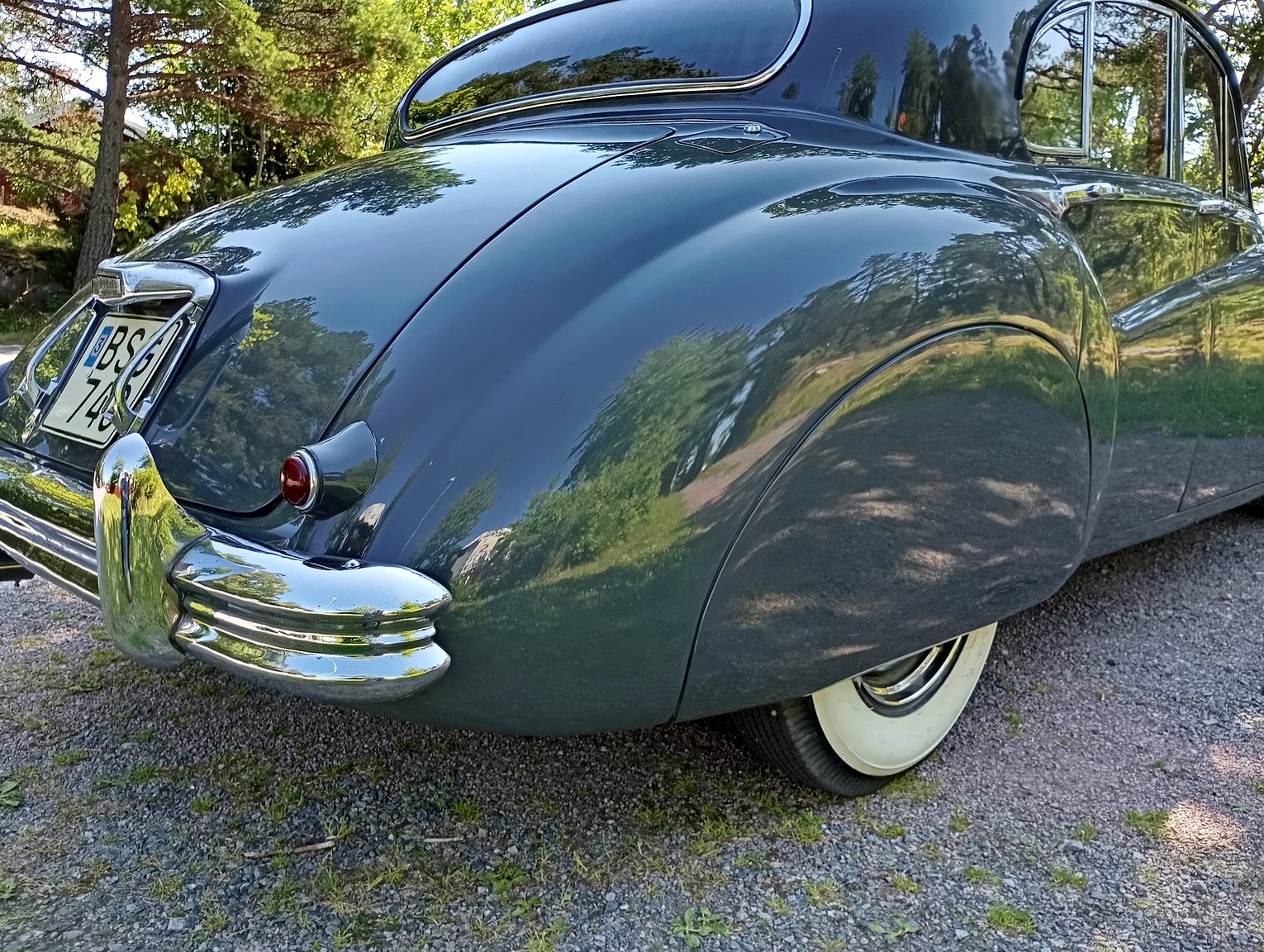 Exterior image of 1954 Jaguar Mark VII