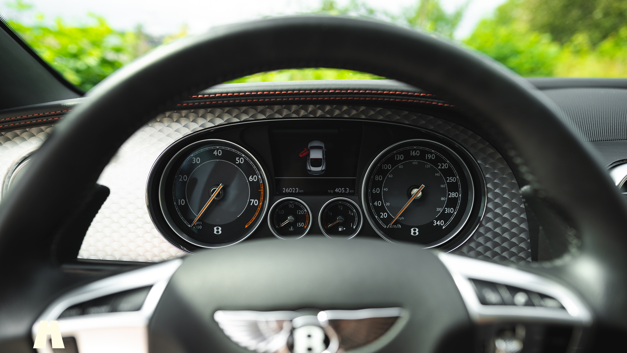 Interior image of 2013 Bentley Continental GT V8 (20)