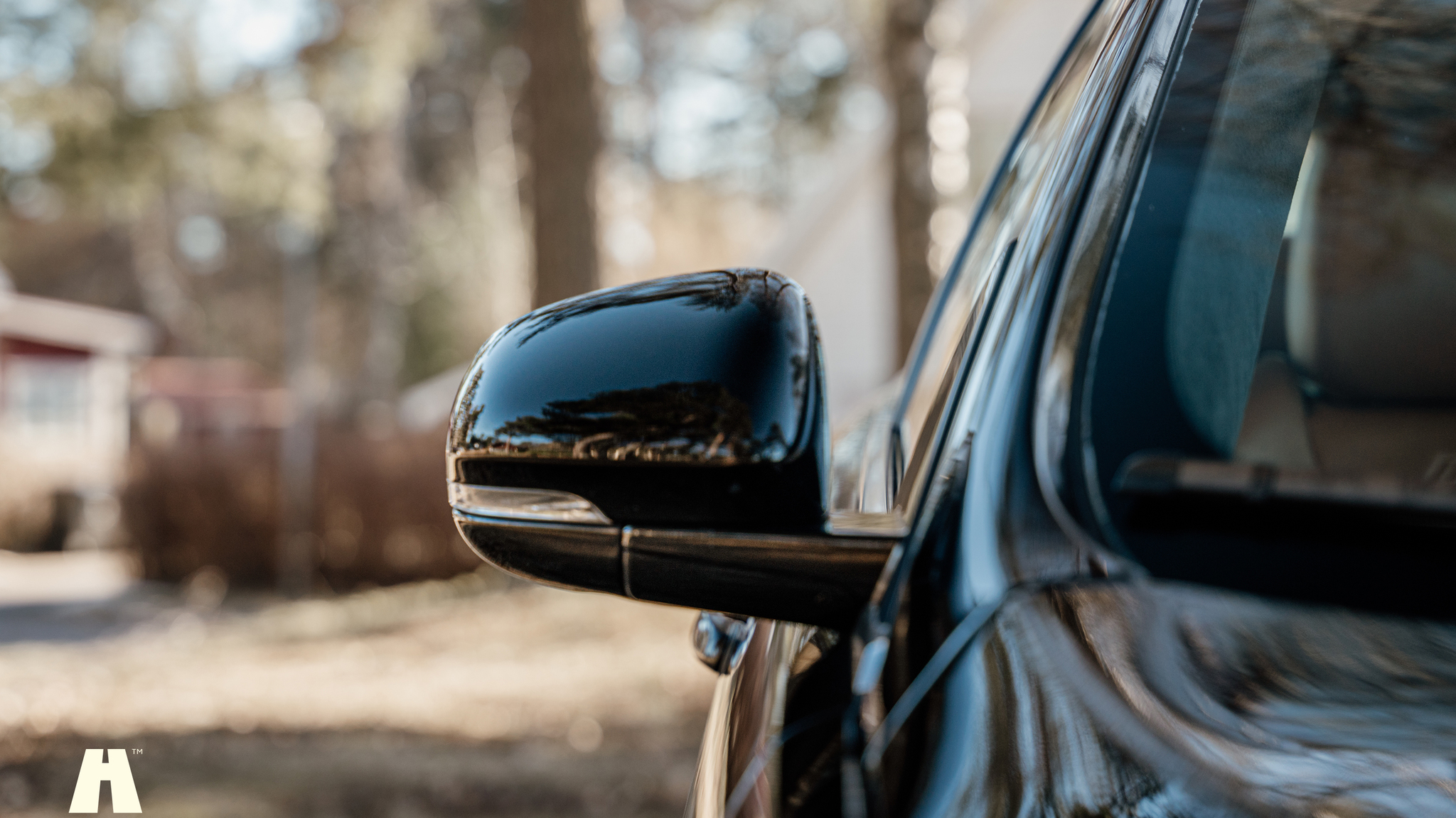 Exterior image of 2010 Jaguar XFR (20)