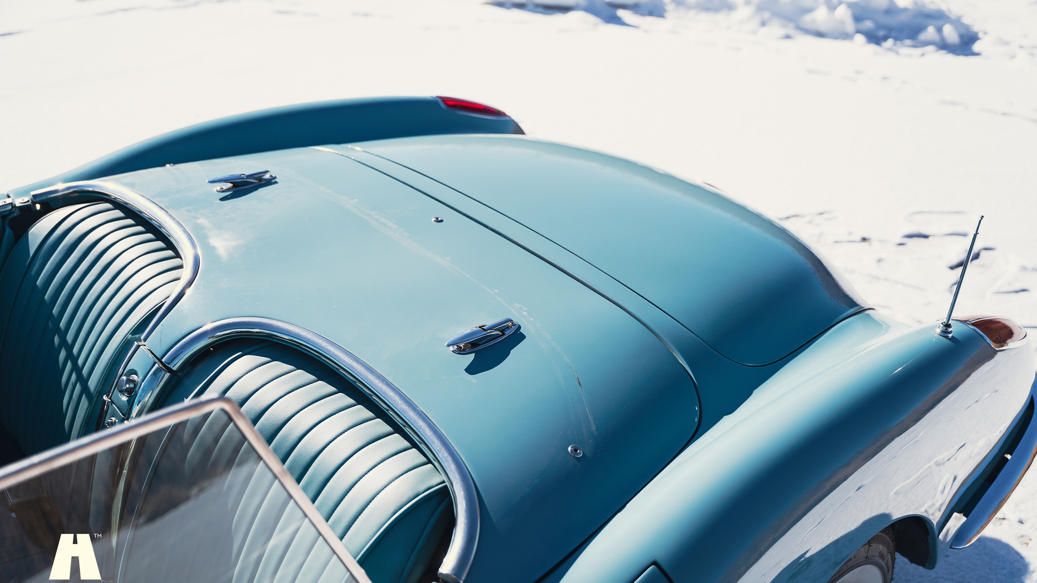Exterior image of 1960 Chevrolet Corvette