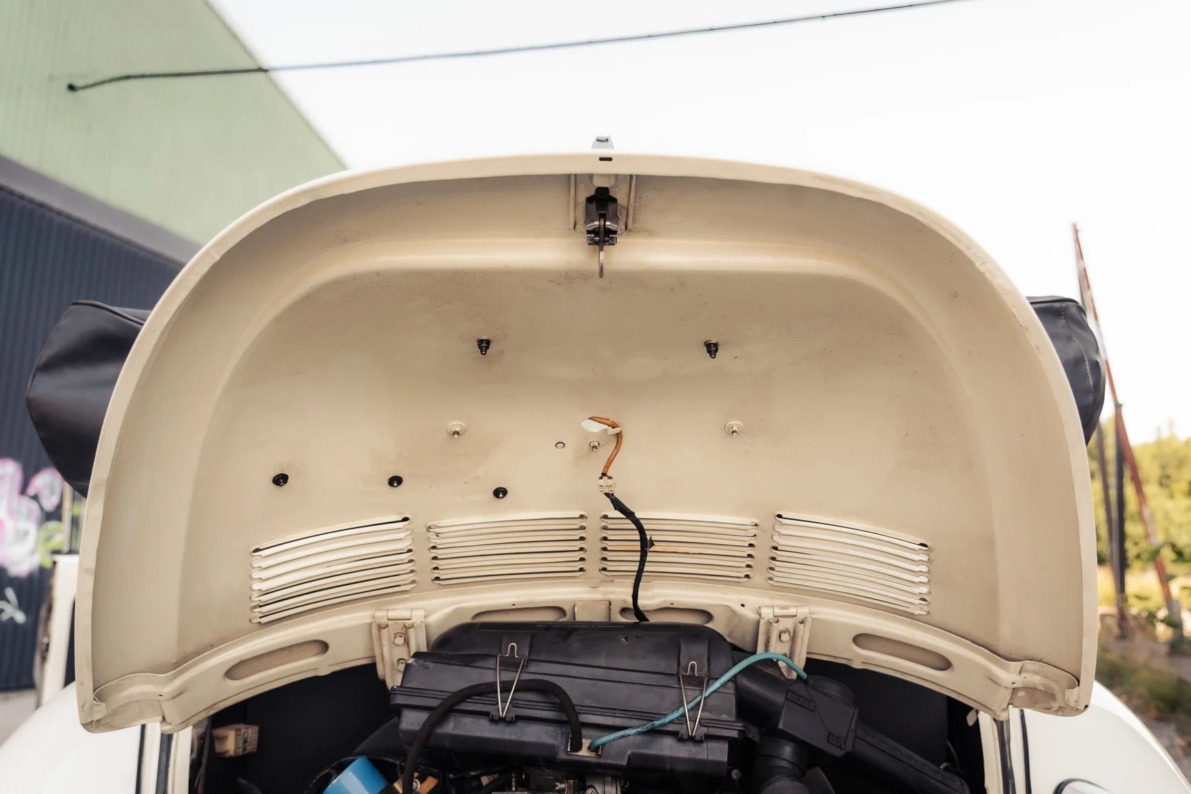 Image of 1972 Volkswagen 1302 S Cabriolet mechanics (5)