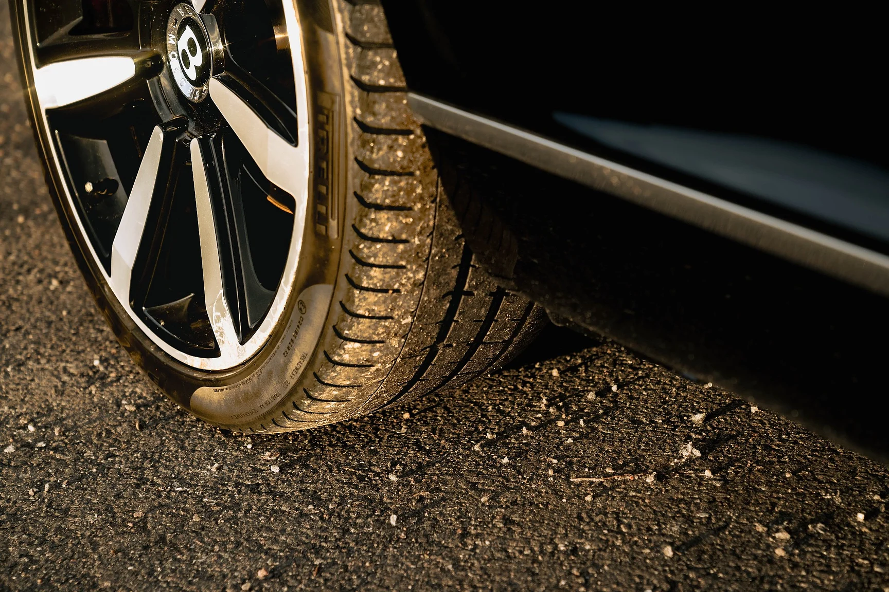 Exterior image of 2007 Bentley Continental GTC (33)