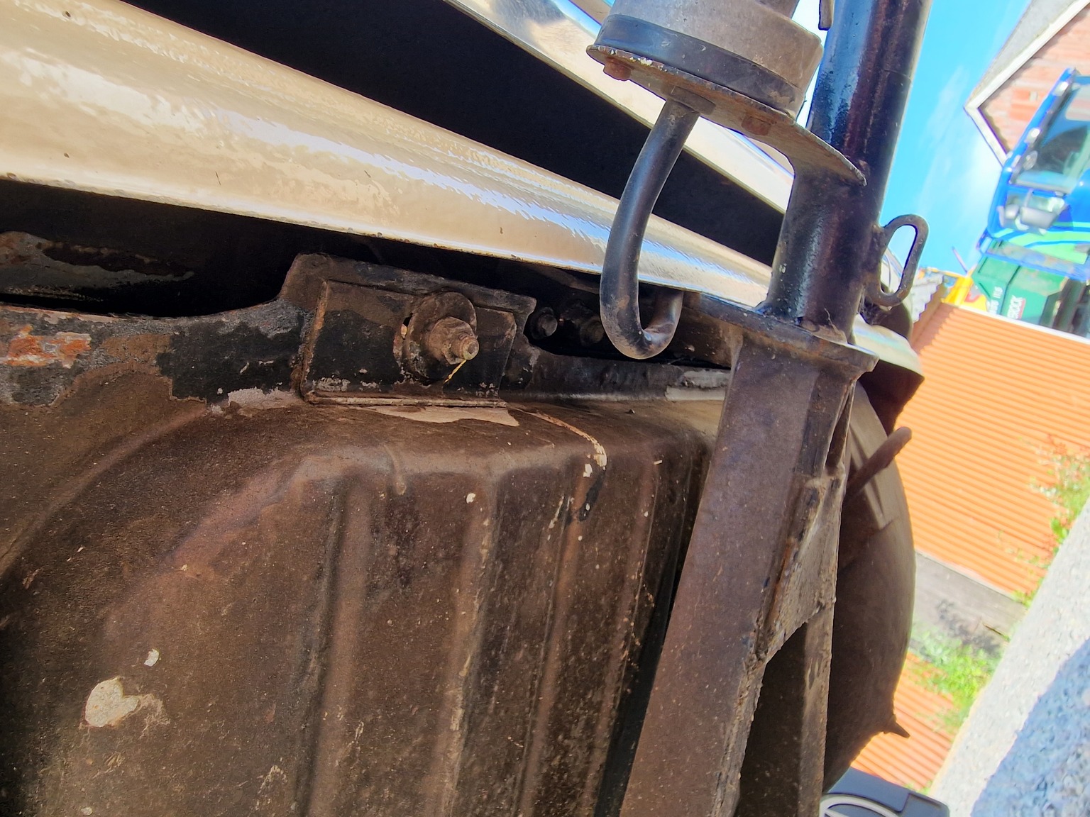 Image of 1971 Mercedes 250 C mechanics