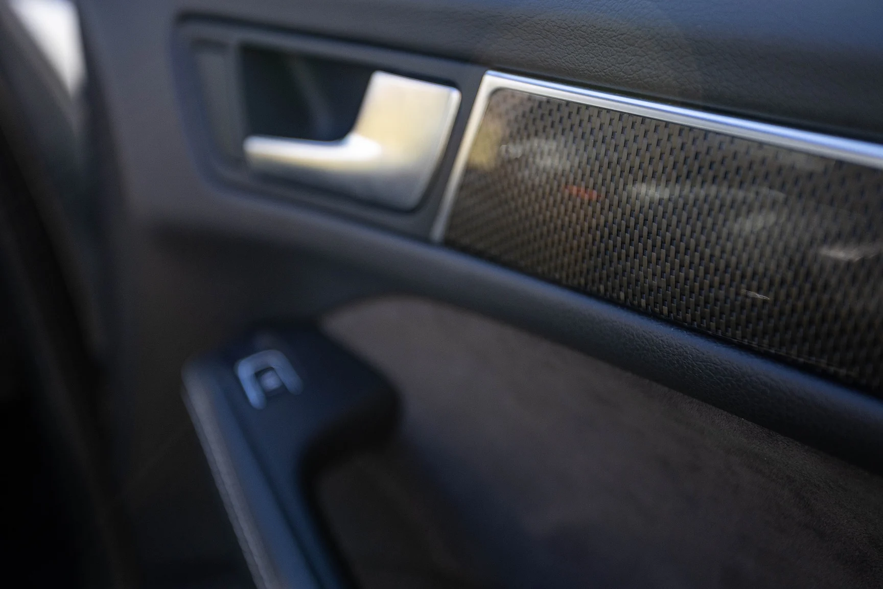 Innenraumfoto von 2017 Audi SQ 5 Plus TDI (42)