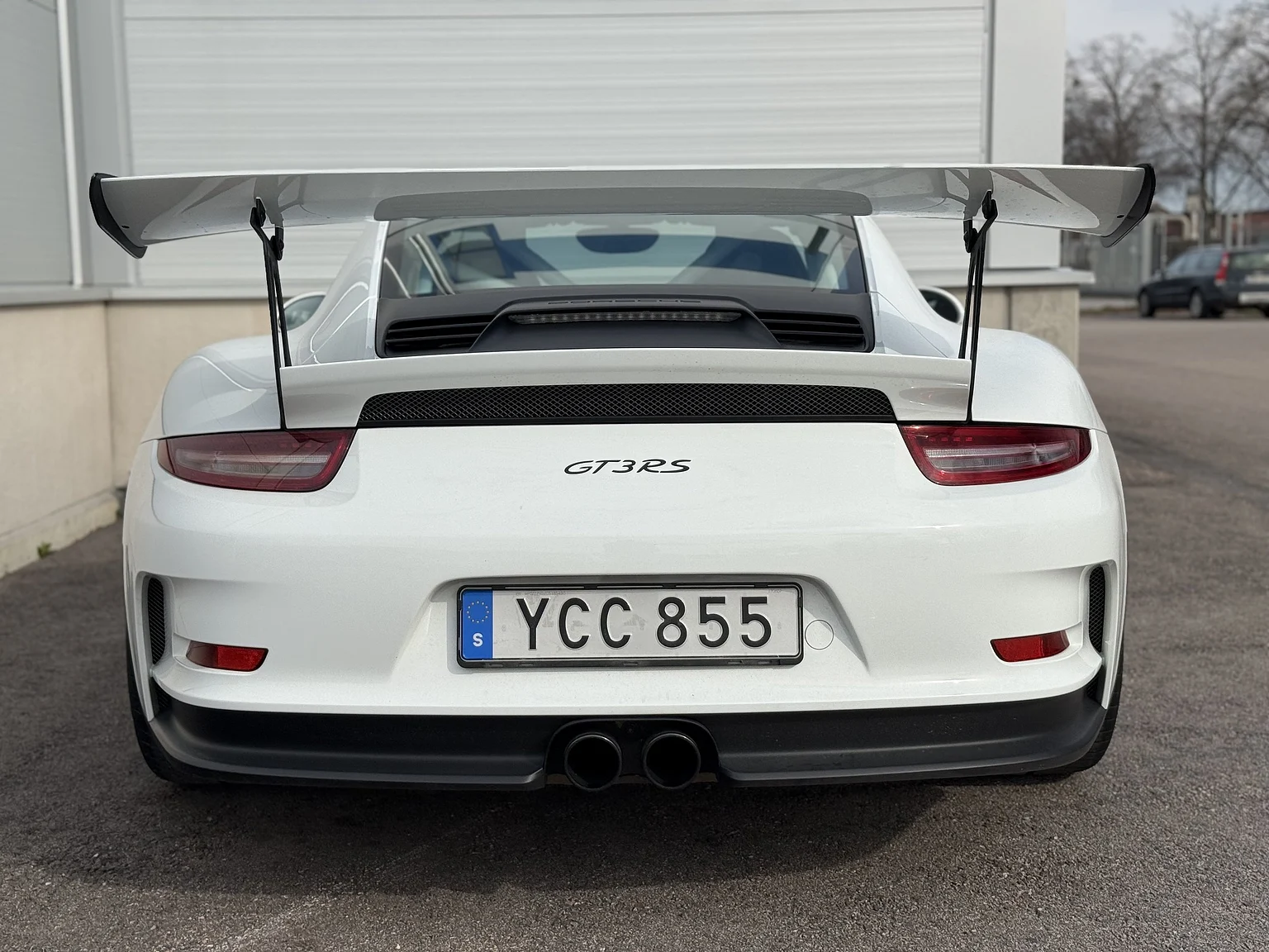 Exteriörbild på 2016 Porsche 911 GT3 RS (47)