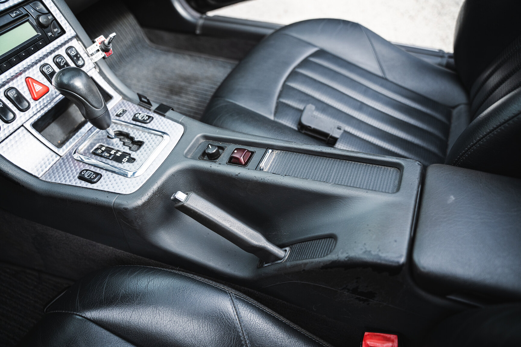 Interior image of 2001 Mercedes-Benz SLK 32 AMG