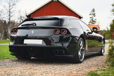 Exteriörbild på 2018 Ferrari GTC4 Lusso T