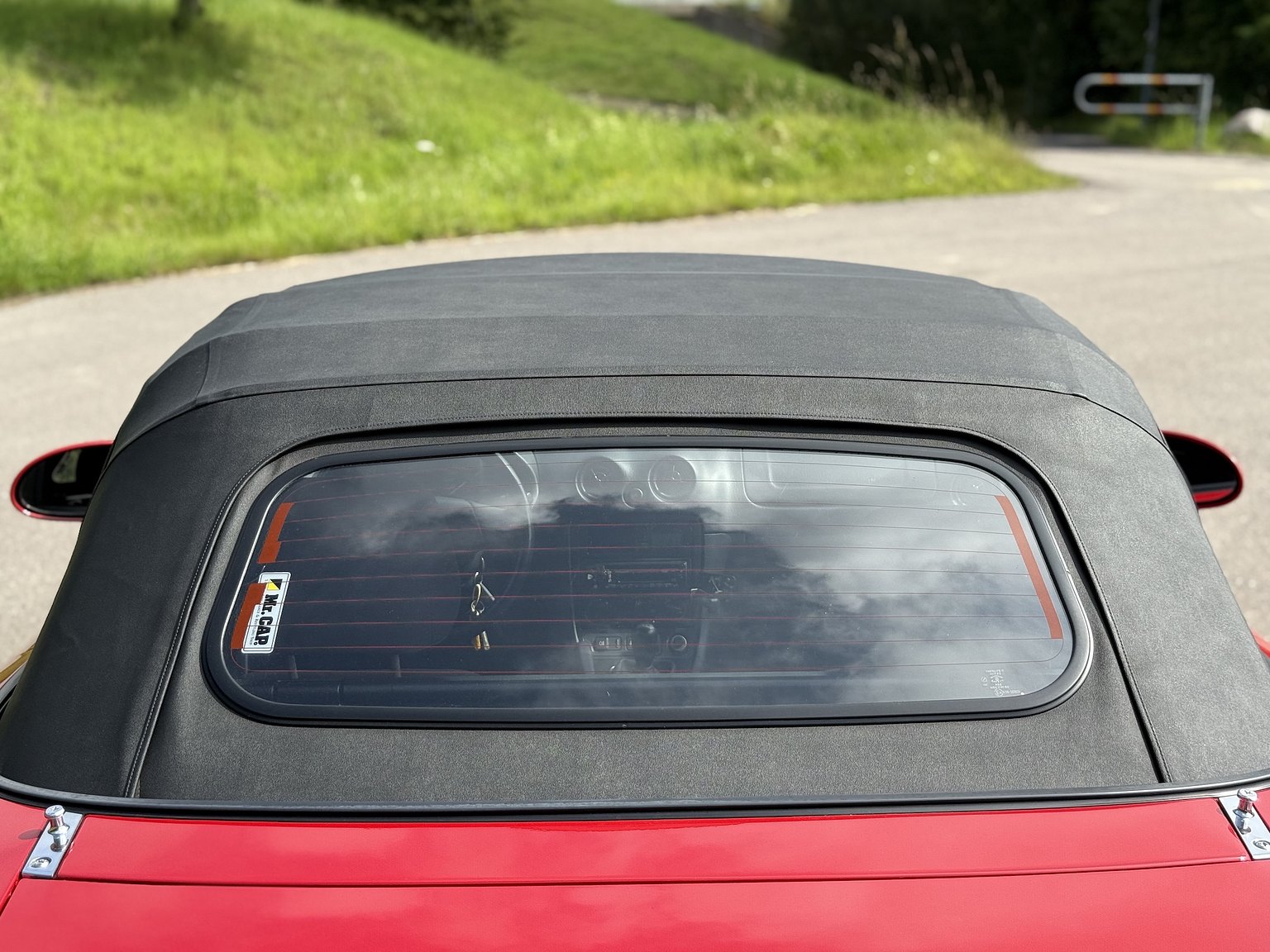 Exterior image of 1999 Mazda MX-5