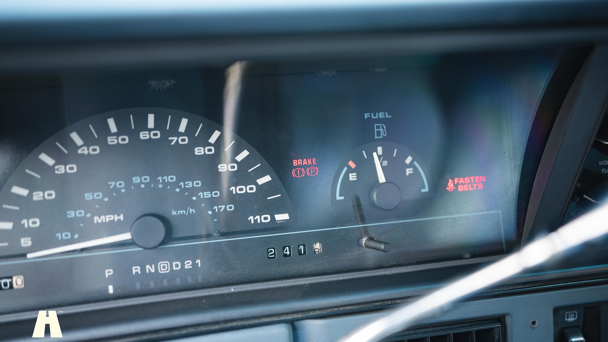 Interiörbild 1994 Oldsmobile Cutlass Ciera Sedan 3.1 (115)