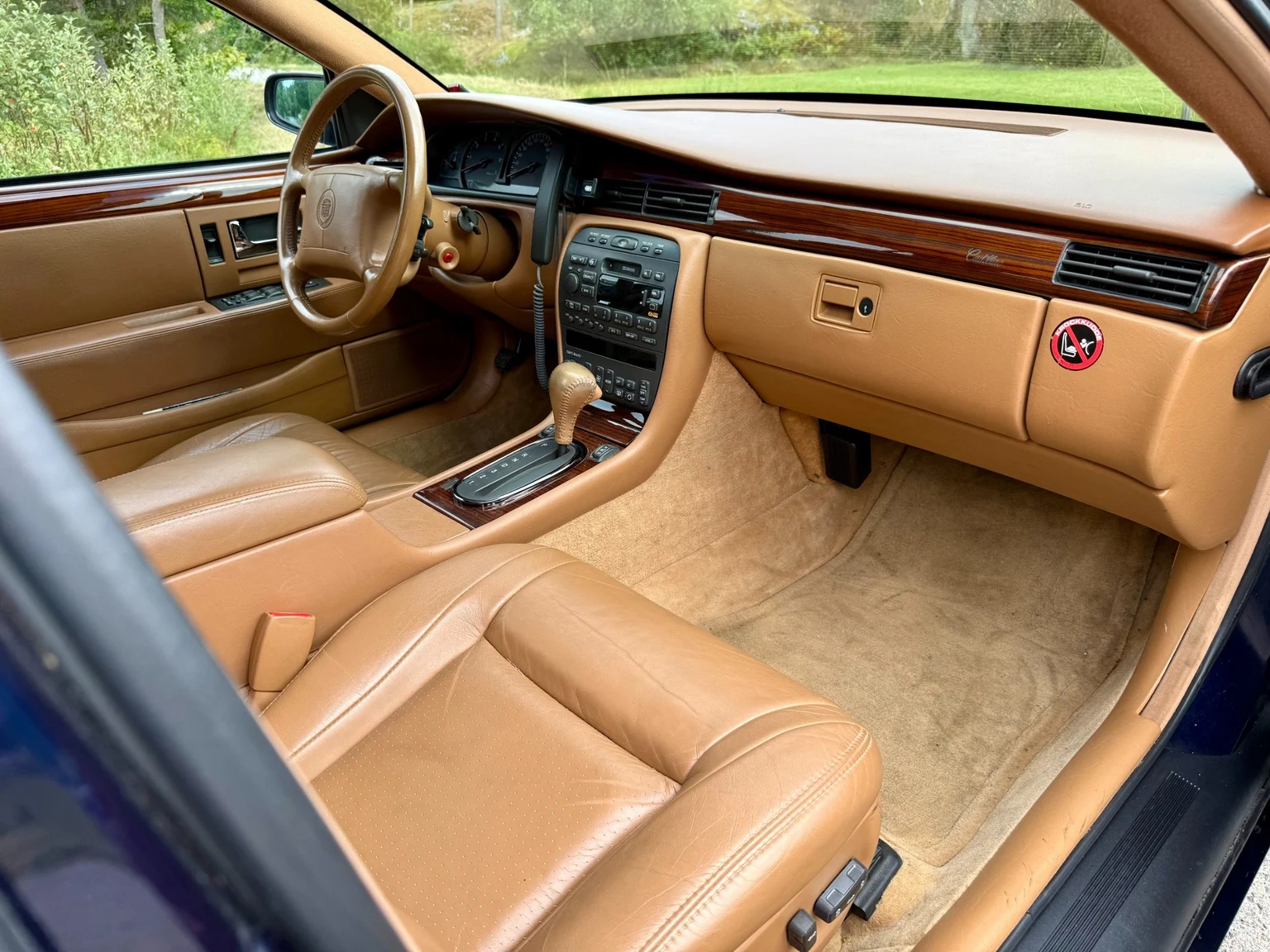 Innenraumfoto von 1997 Cadillac STS Seville 4.6 V8 (33)