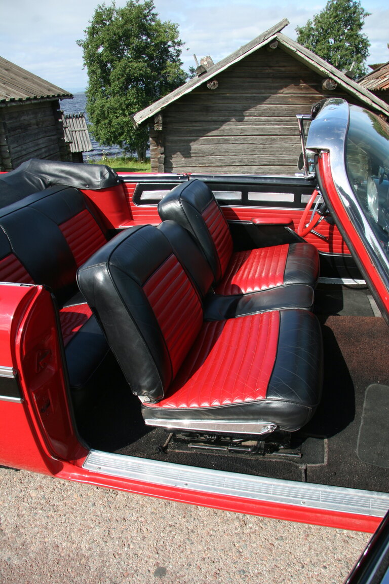 Interiörbild 1958 Plymouth Belvedere Convertible