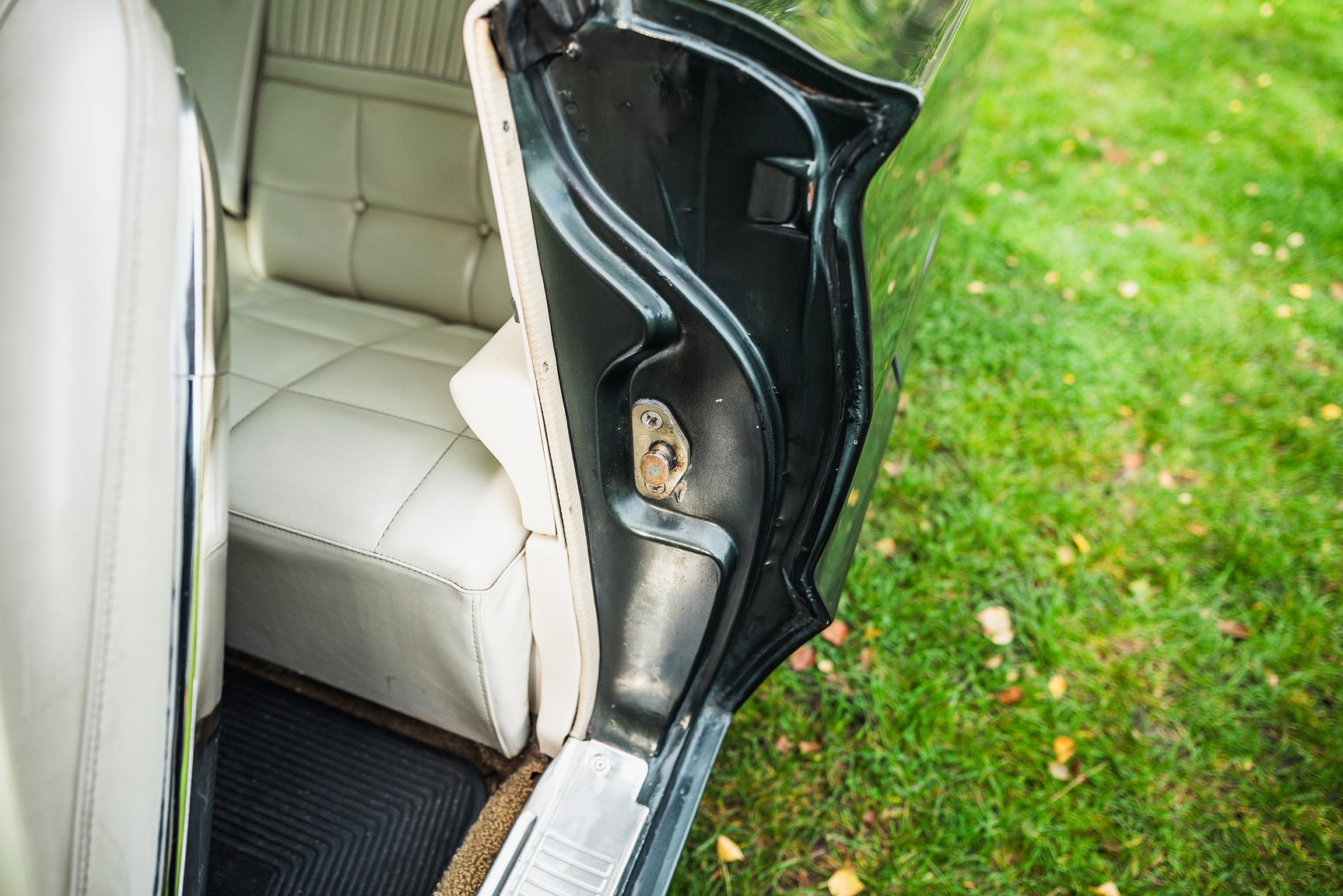 Interior image of 1966 Ford Thunderbird Town Hardtop