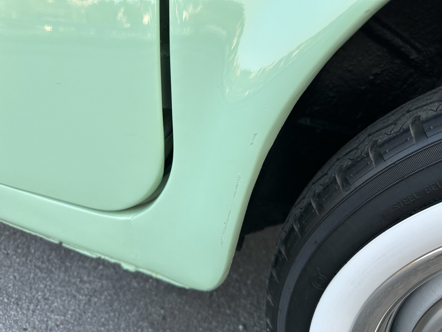 Exteriörbild på 1967 Fiat 500 "No Reserve Auction"