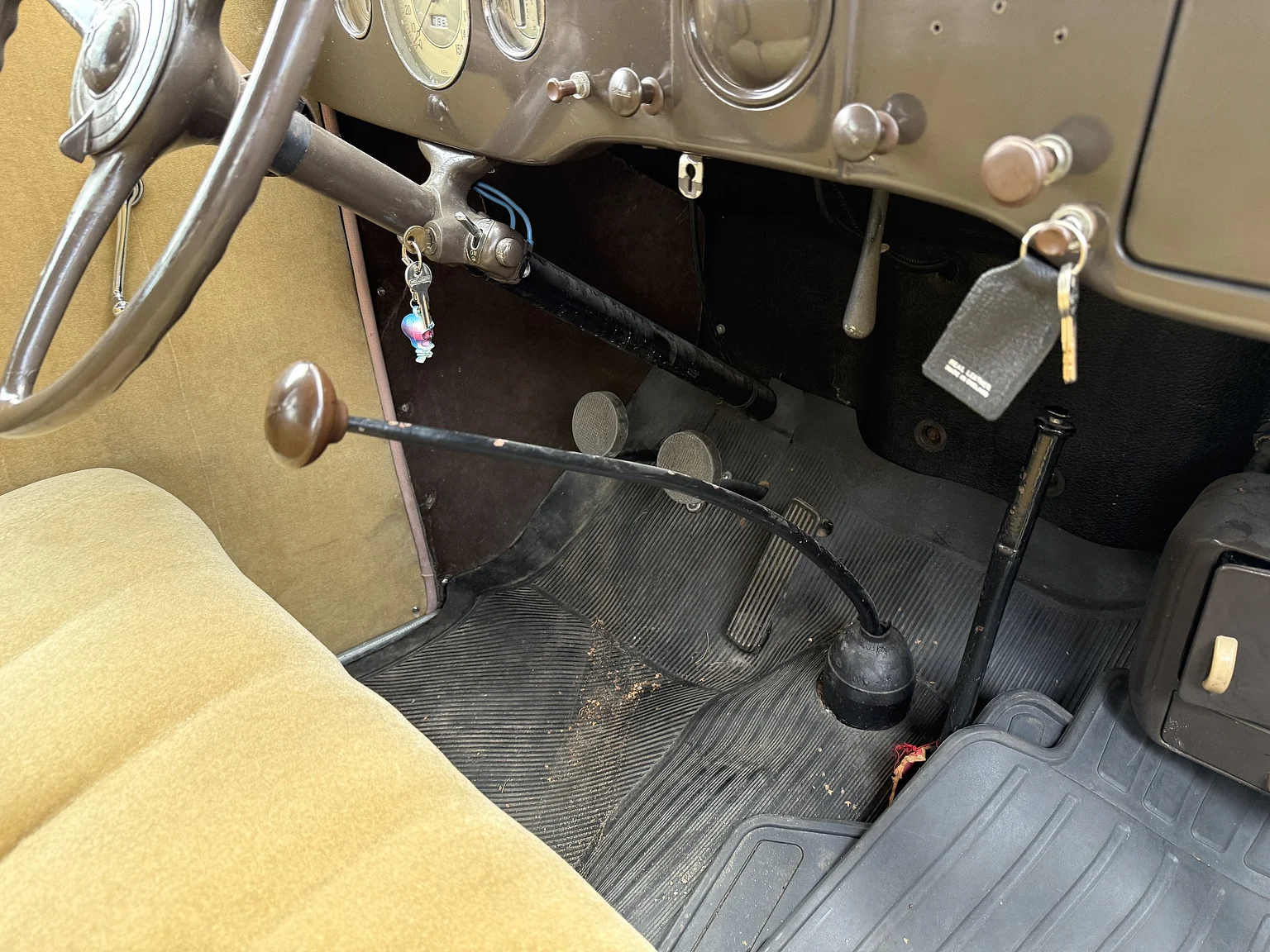 Innenraumfoto von 1936 Ford 214A Fordor (21)