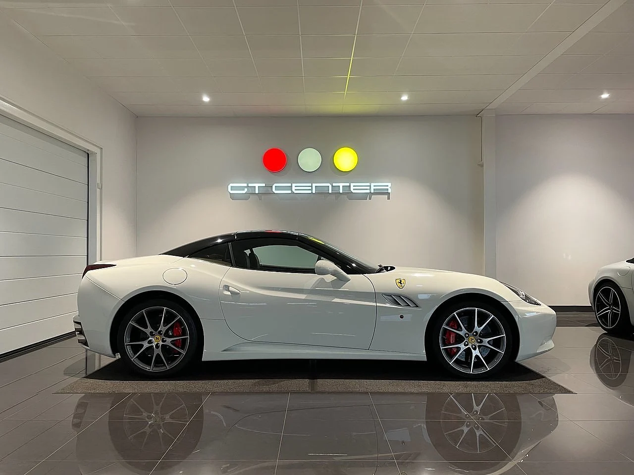 Bild von 2012 Ferrari California 30 (2)