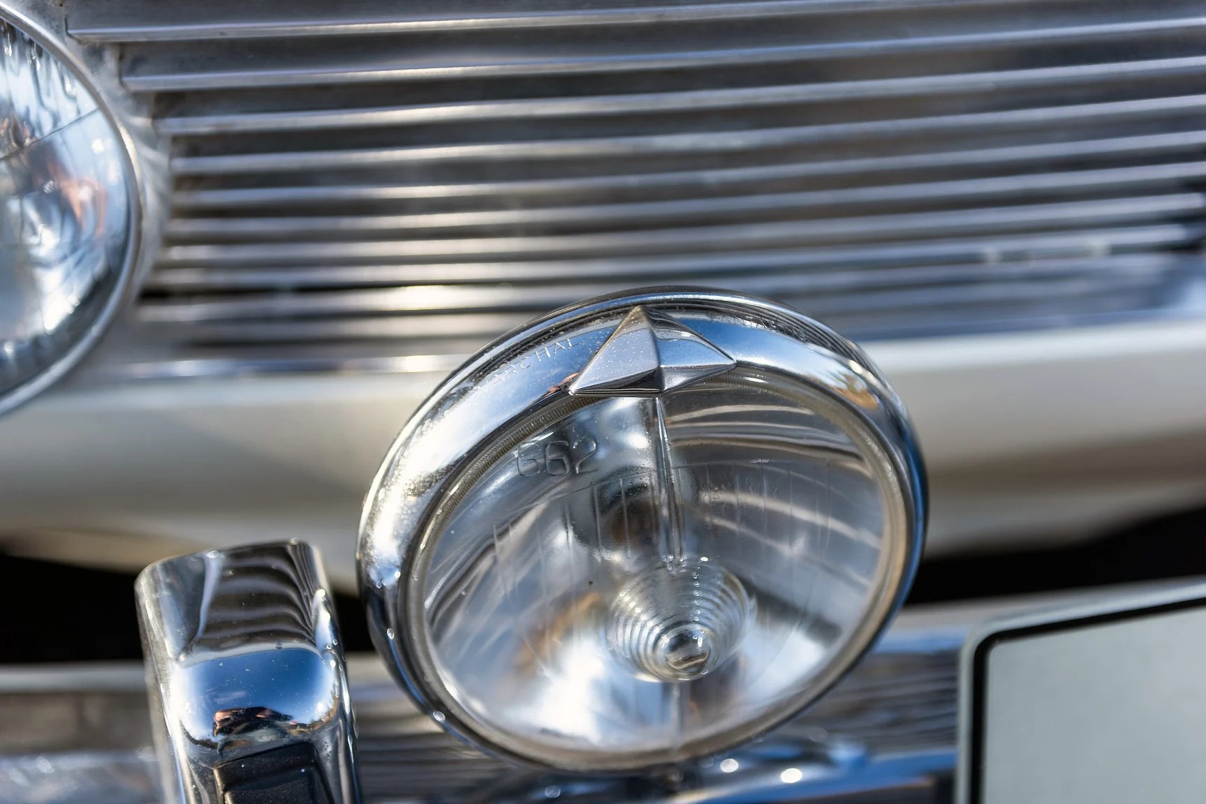 Exteriörbild på 1964 BMW 1800 (39)