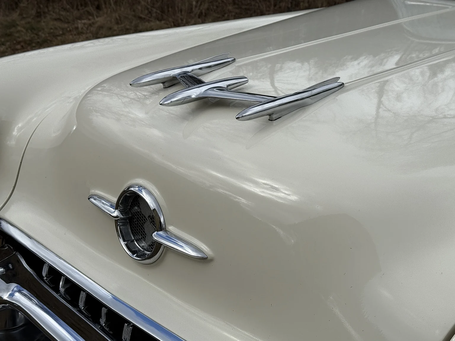 Aussenfoto 1955 Oldsmobile Super 88 (40)