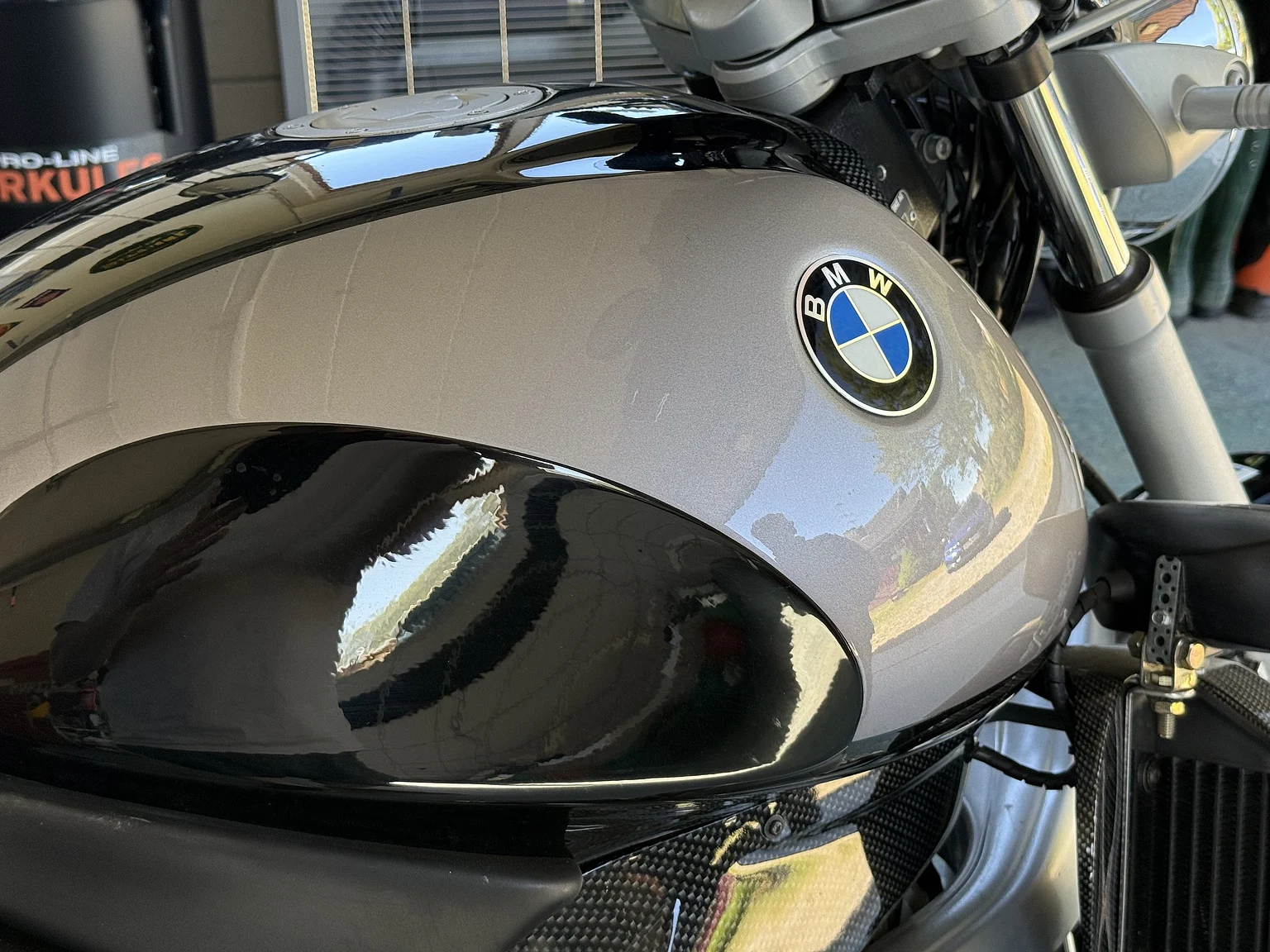 Exterior image of 1999 BMW Motorrad R 1100 R (55)