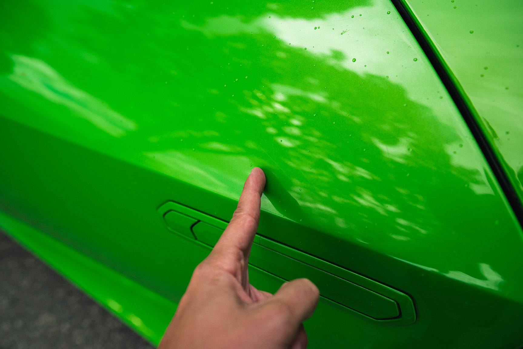 Exterior image of 2016 Lamborghini Huracan LP-610-4