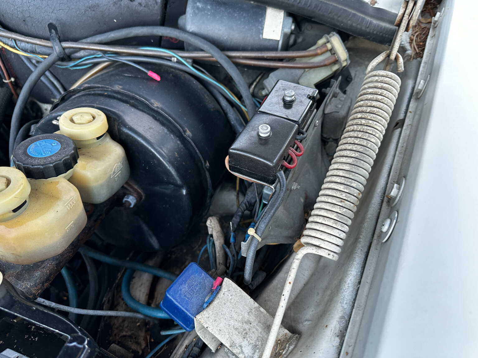 Image of 1967 Mercedes-Benz 250 S mechanics