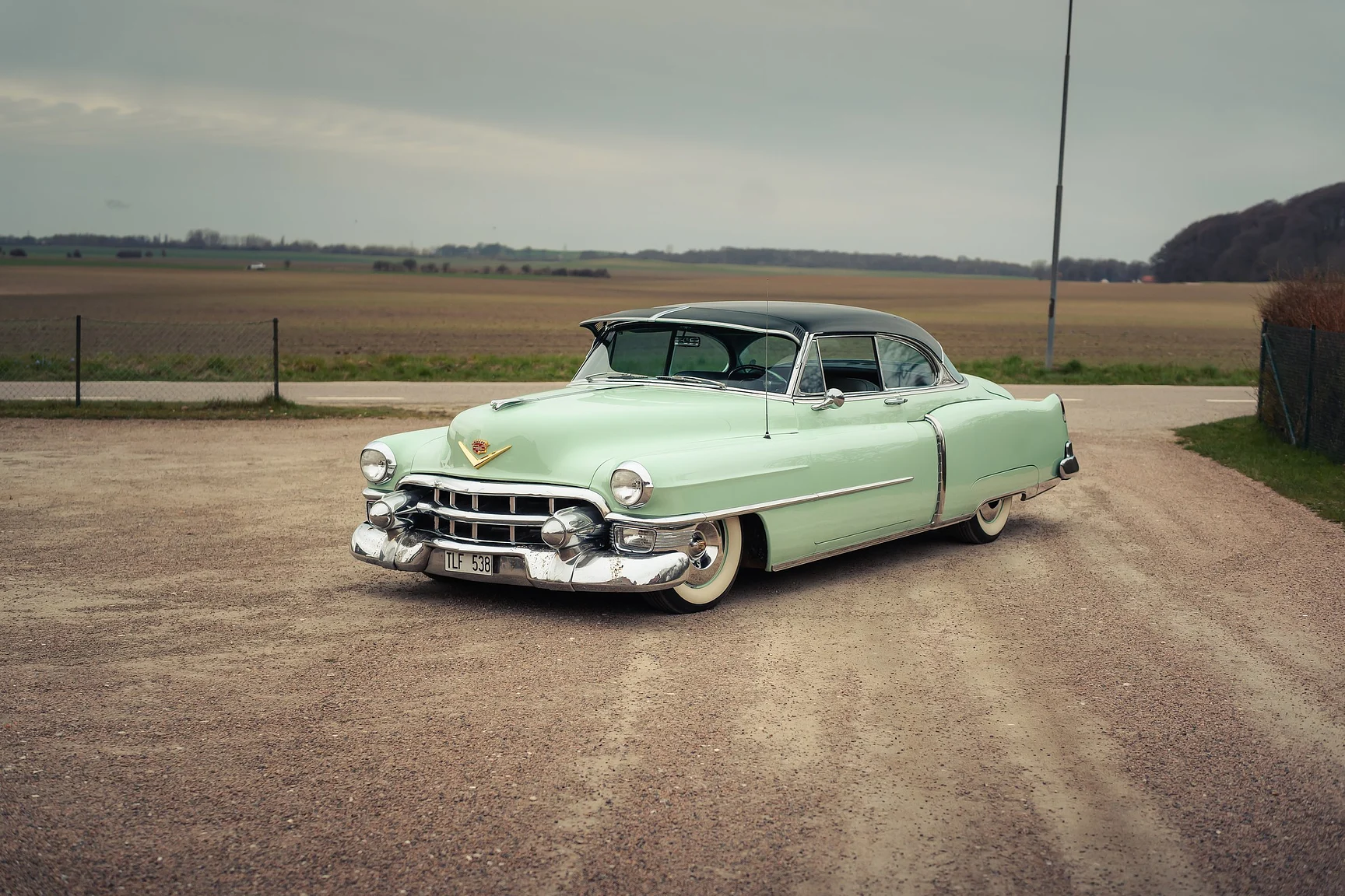 Exterior image of 1953 Cadillac Series 62 (1)
