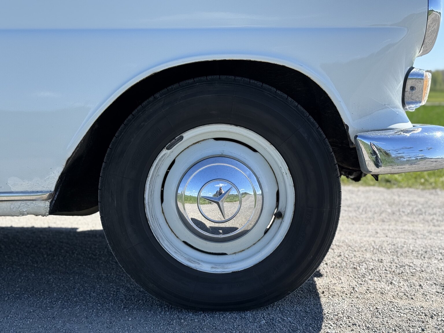 Exterior image of 1967 Mercedes-Benz 230 Safari