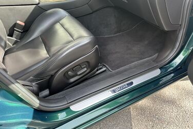 Interior image of 2003 Jaguar S-Type R