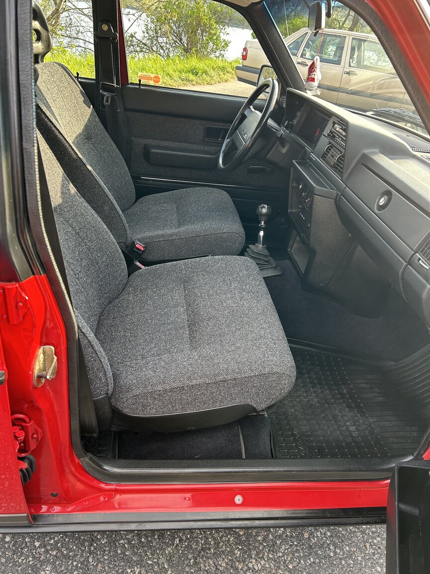 Interior image of 1990 Volvo 240 GL