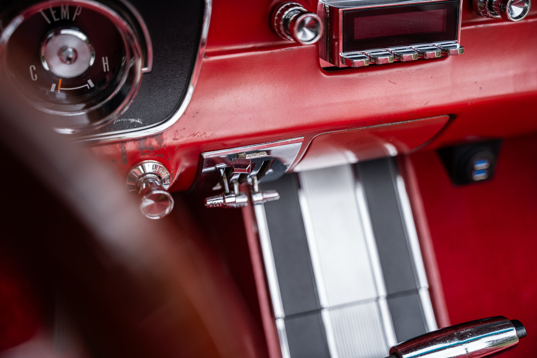 Innenraumfoto von 1965 Ford Mustang Cabriolet (29)