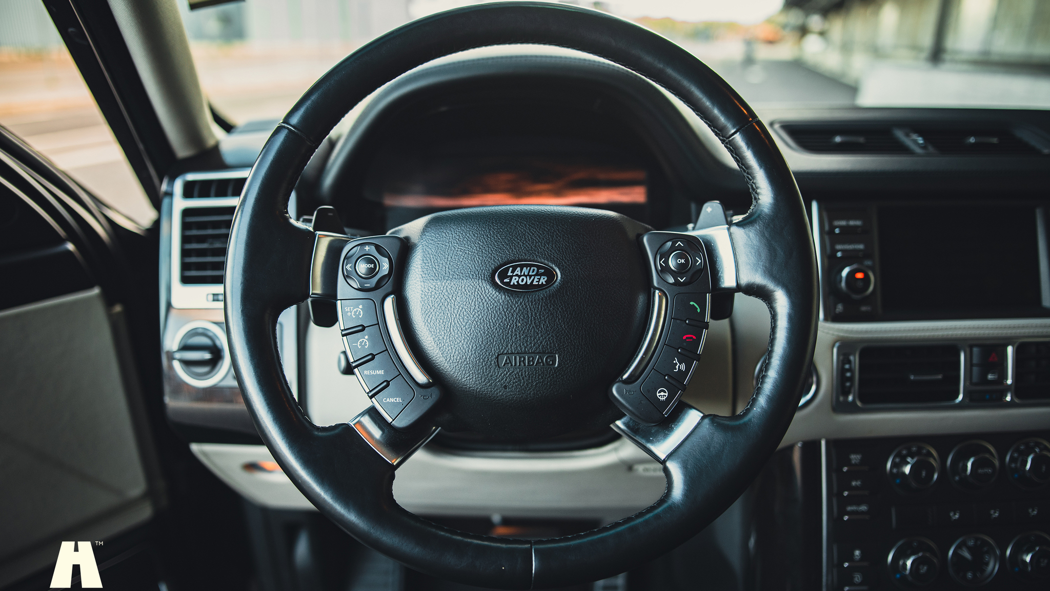 Innenraumfoto von 2011 Range Rover TDV8 Autobiography  (24)