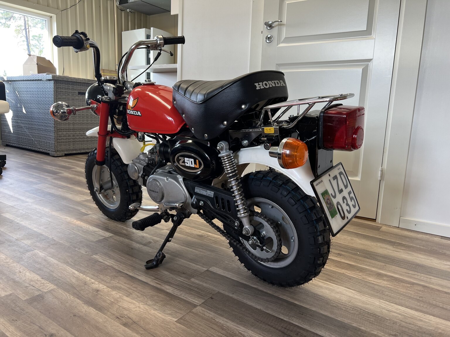 Exteriörbild på 1979 Honda Z50J (3)