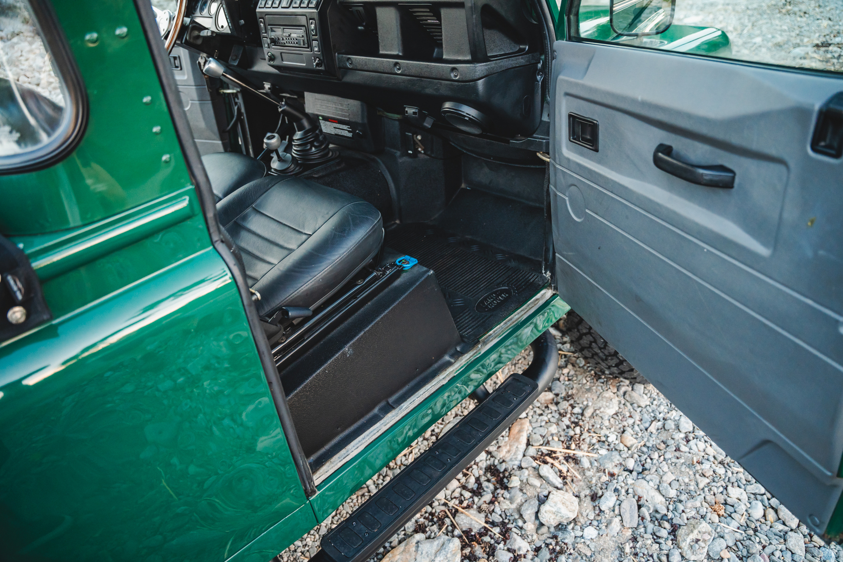 Interiörbild 2003 Land Rover Defender TD5 90 Pickup (18)