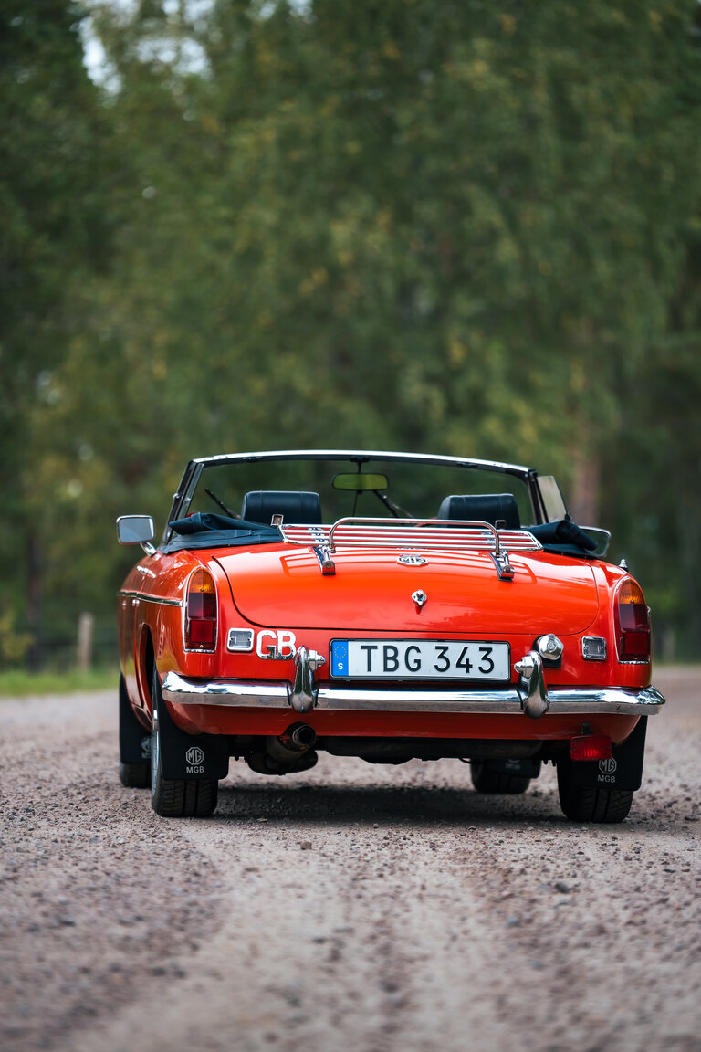 Exteriörbild på 1973 MG MGB Roadster (6)