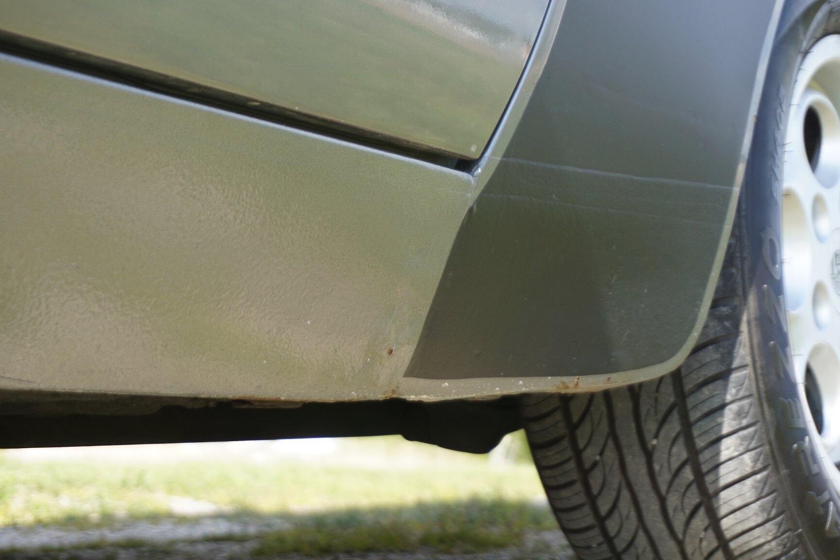 Exterior image of 1985 Porsche 944 "NO RESERVE AUCTION"