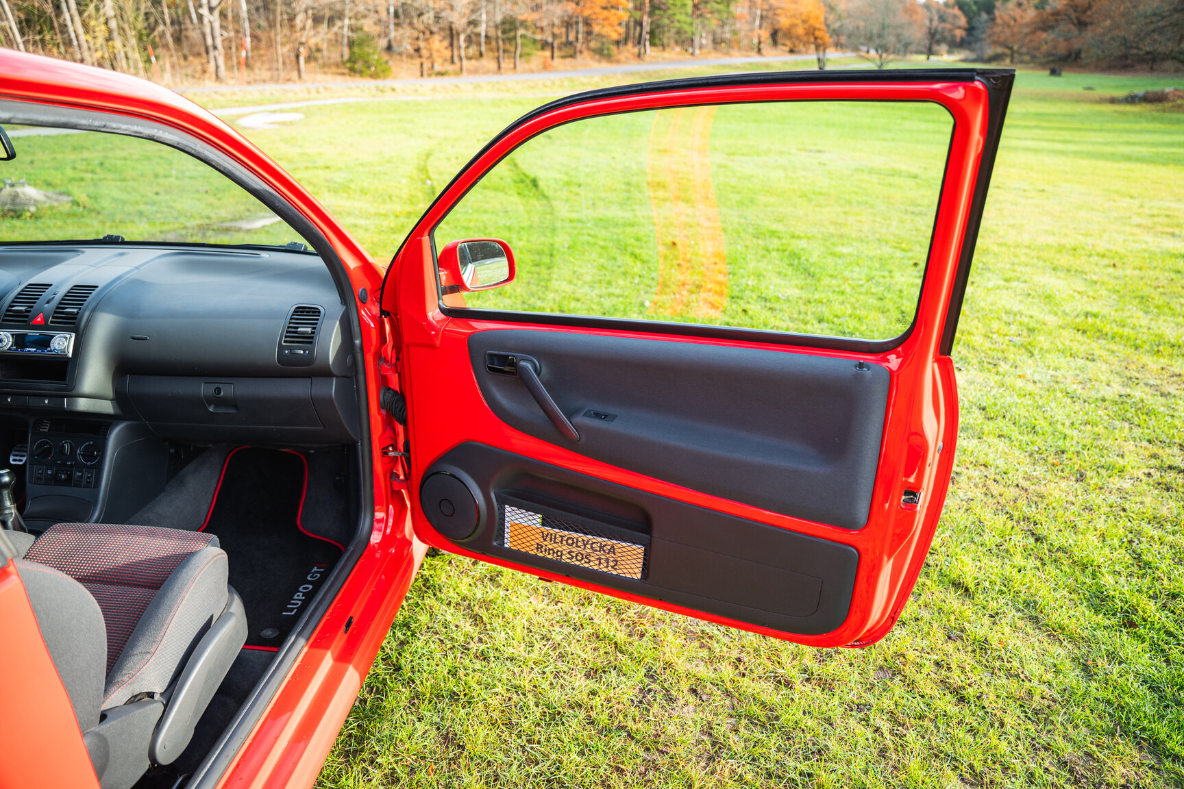 Interior image of 2001 VW Lupo GTI