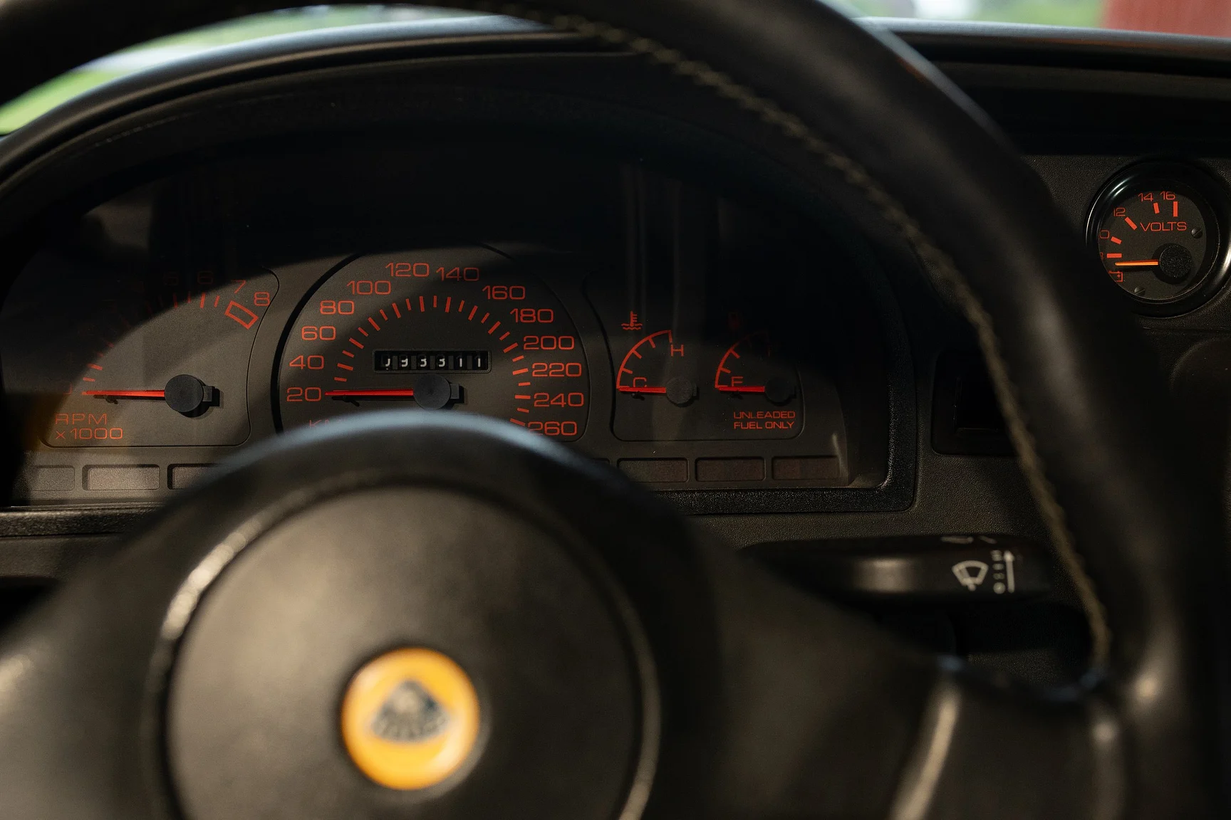 Interior image of 1995 Lotus Elan Roadster (17)