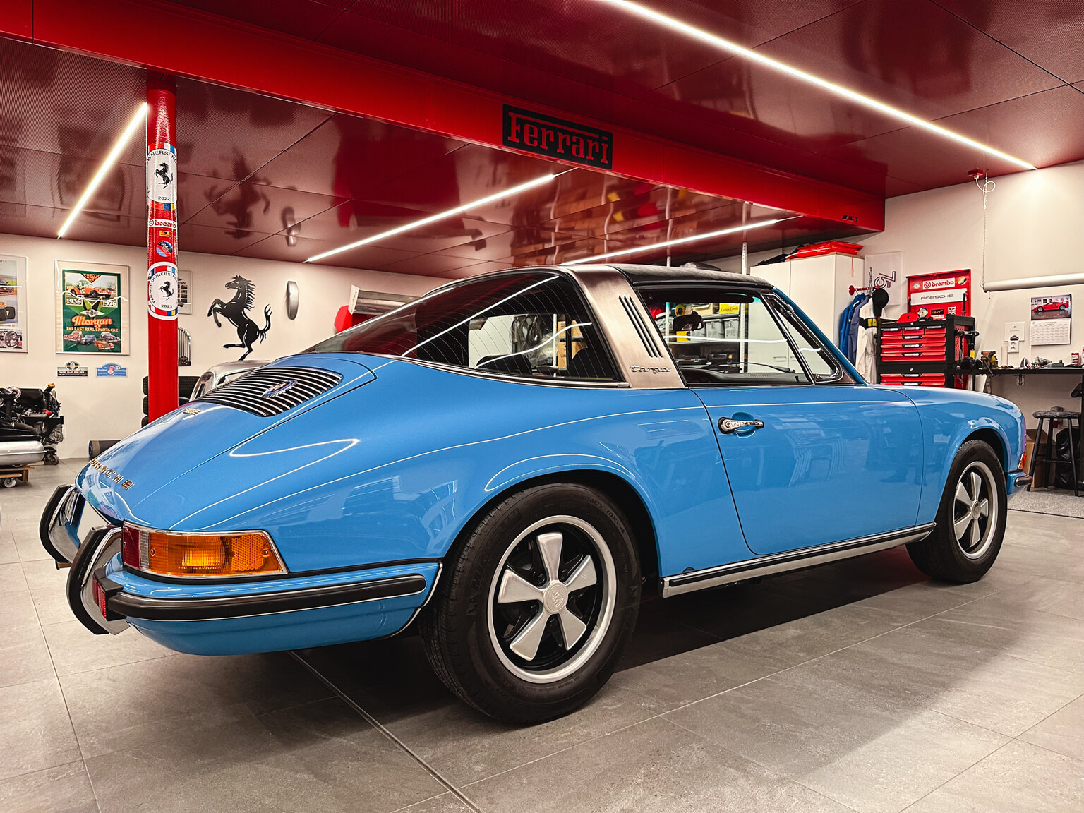 Exteriörbild på 1970 Porsche 911 E Targa